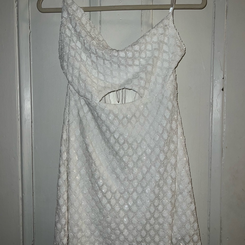 White Beaded Backless Dress - Picture 4 of 8